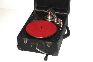 Une image contenant Tourne-disque, Vinyle, platine, stylet

Description gnre automatiquement